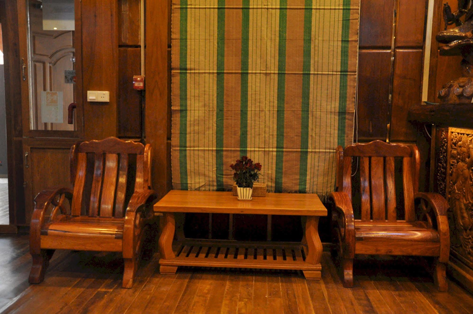 Mandalay Karaweik Mobile Hotel Esterno foto